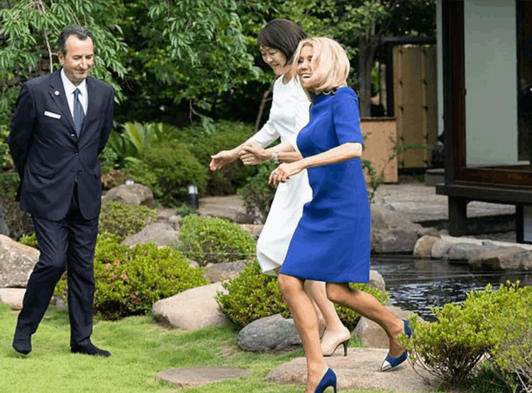 馬克龍老婆是他老師嘛(馬卡龍為什么那么愛布麗吉特)