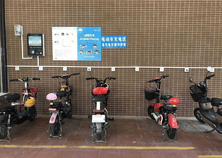 電動車充滿電不拔對電瓶有影響嗎