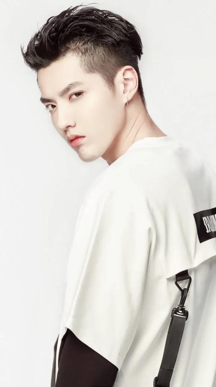 吳亦凡和楊紫發生過關系嗎(吳亦凡楊紫同一天生日)