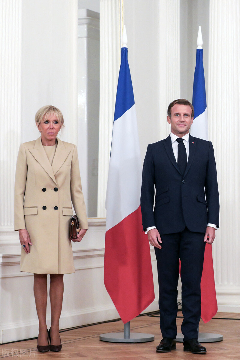 馬克龍老婆是他老師嘛(馬卡龍為什么那么愛布麗吉特)