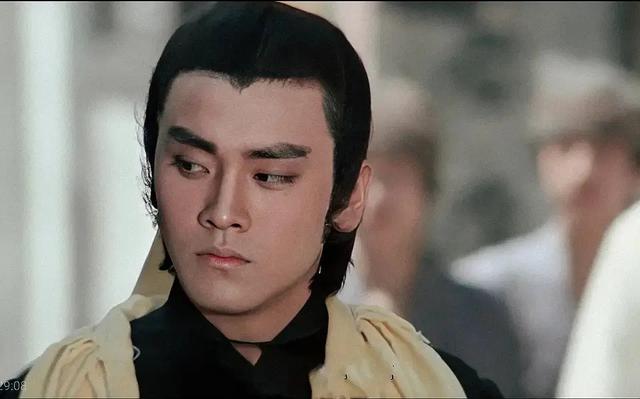 爾冬升秦沛姜大衛為什么不一個姓 (爾冬升身高)