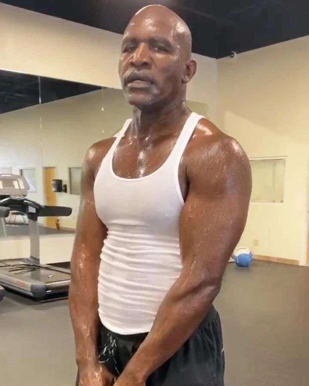 泰森霍利菲爾德 泰森為什么打不贏霍利菲爾德