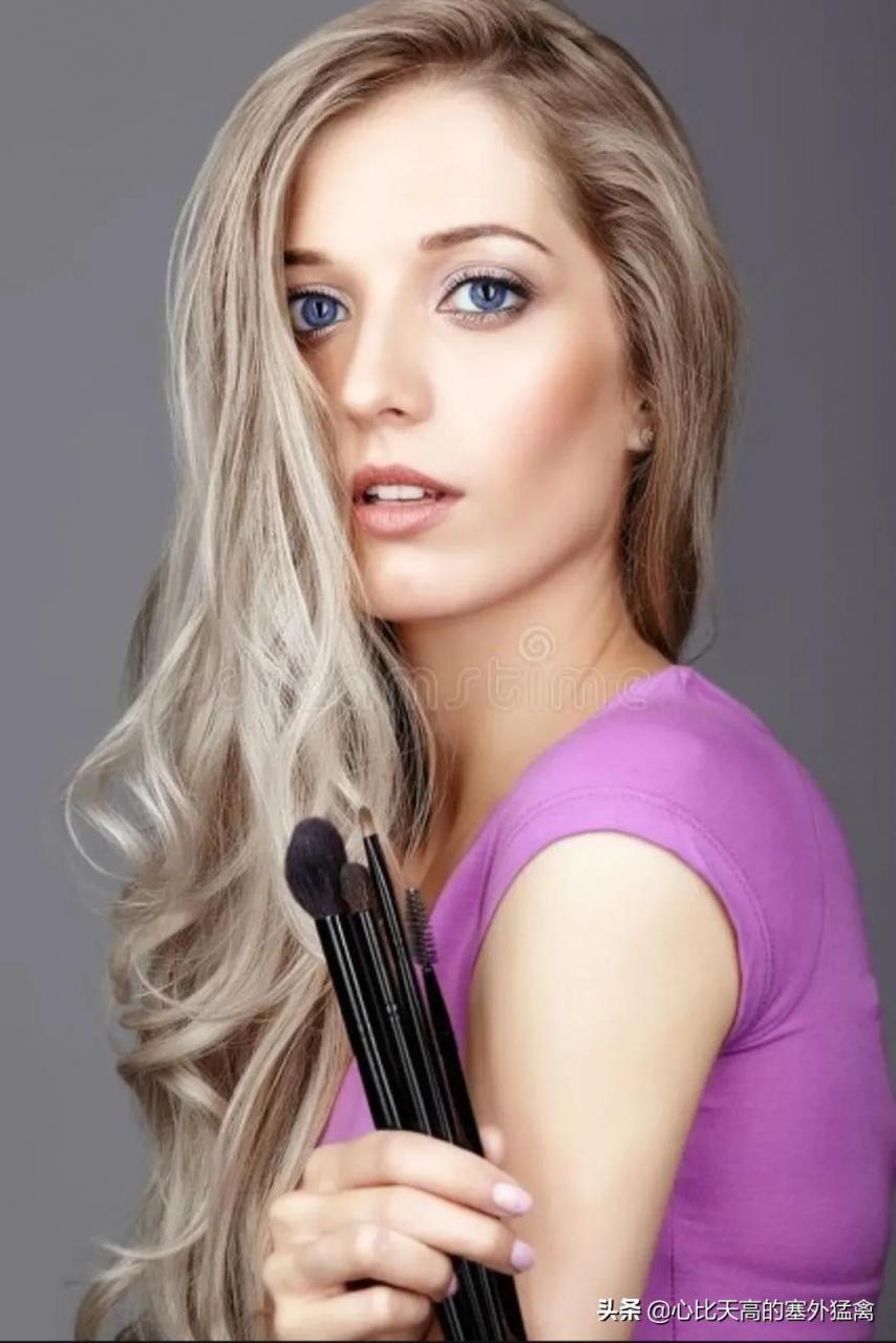 俄羅斯女人為什么長的漂亮（俄羅斯女人體味重是什么味）