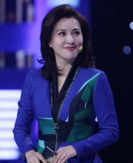 中央四臺(tái)女主持人名單及照片