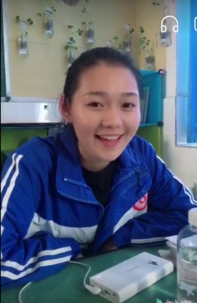 孟美岐學歷為什么那么低(孟美岐初中沒畢業為什么不讀書)