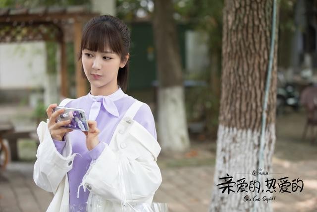 肖戰為什么被全網黑 (肖戰的手為什么這么黑)