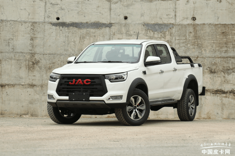 長城皮卡汽油和柴油哪個好(家用皮卡買柴油的還是汽油的)