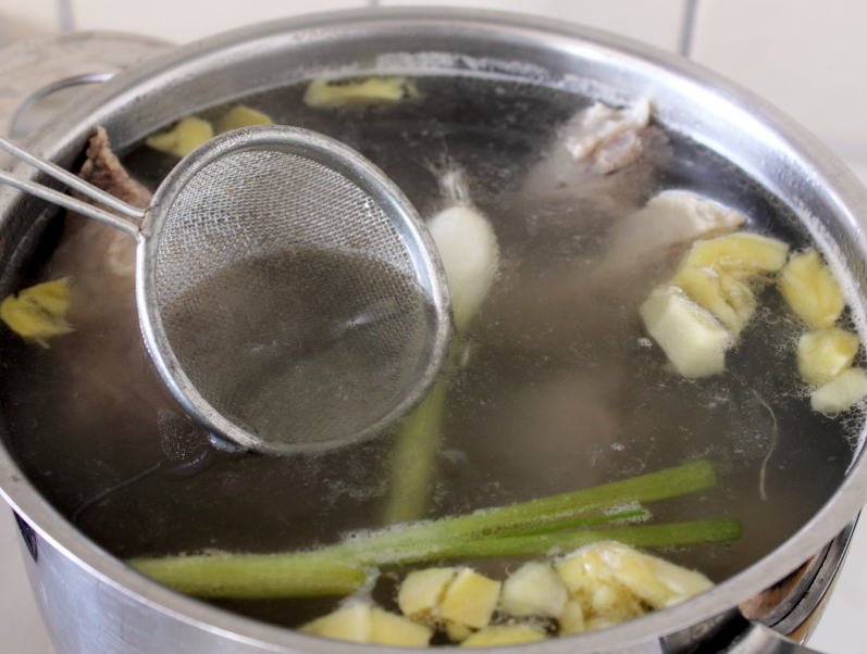 煮羊骨頭放什么調料 煮羊骨頭的正確方法與配料