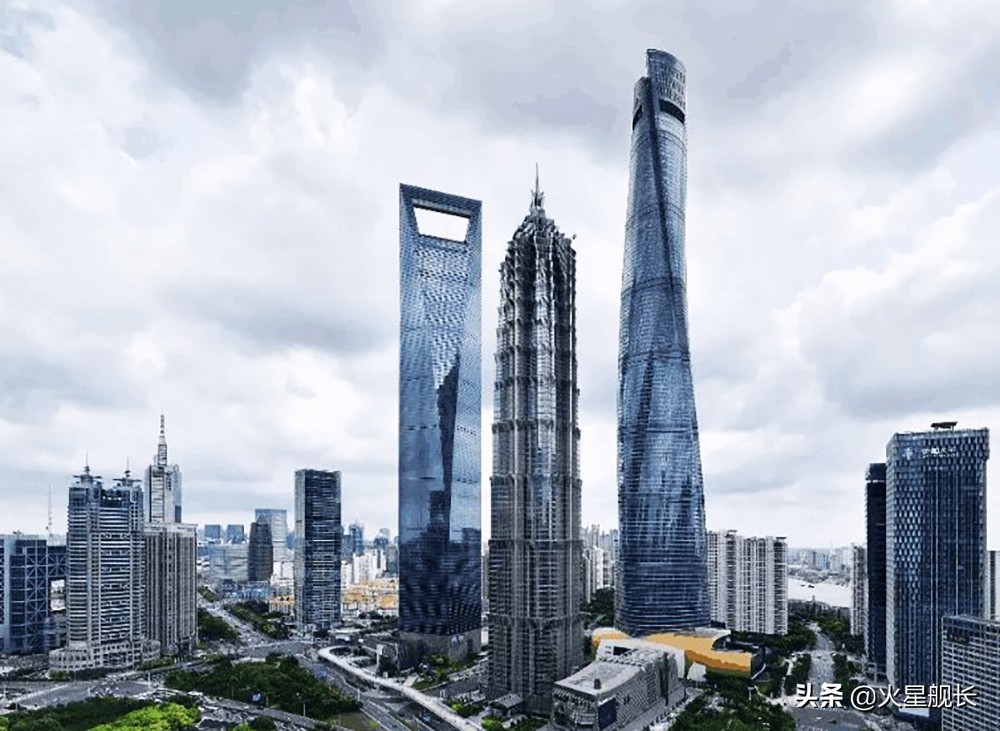 中國有美國幾成實力（中國比美國落后多少年）