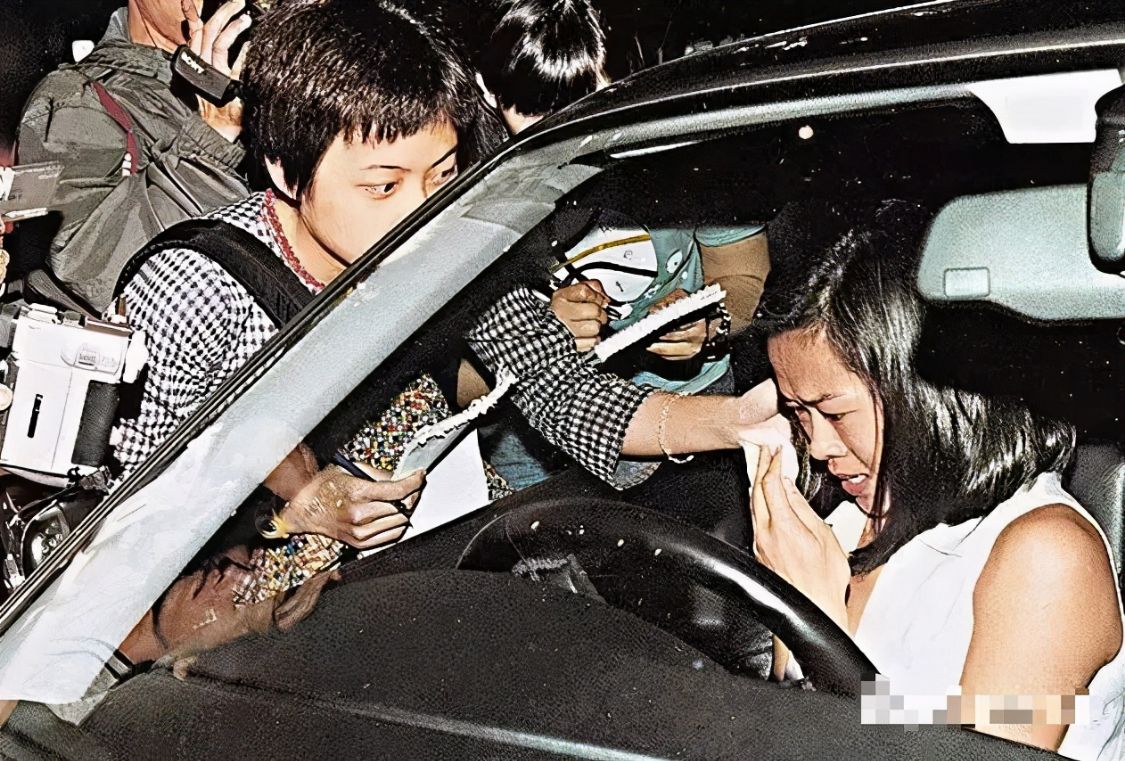 劉鑾雄不得不轉(zhuǎn)正甘比（劉鑾雄為什么看上甘比）