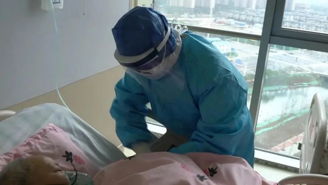 采訪疫情問題20個醫護人員