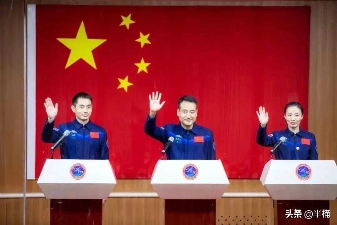 2022年三位宇航員什么時候回來
