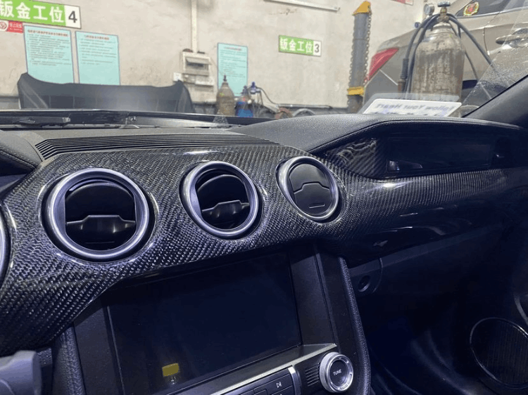 福特野馬黑武士多少錢(qián)一輛(黑武士野馬圖片及價(jià)格)