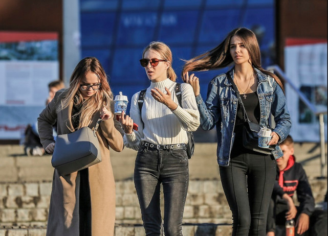 烏克蘭女人為什么這么漂亮（感覺(jué)烏克蘭人都好好看）