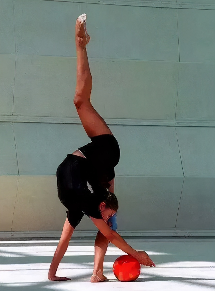 普京八年的神秘情人的兒子照片(硬漢普京有幾個情人)