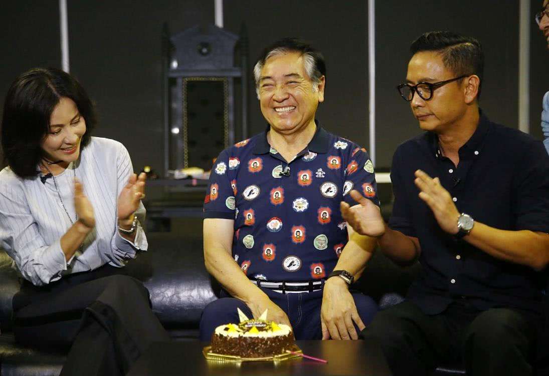 爾冬升秦沛姜大衛為什么不一個姓 (爾冬升身高)