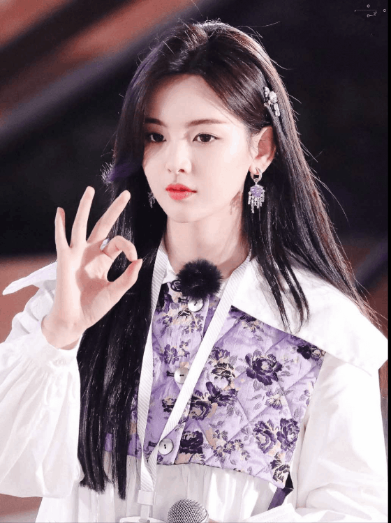 楊超越個人資料介紹（楊超越個人信息原名）