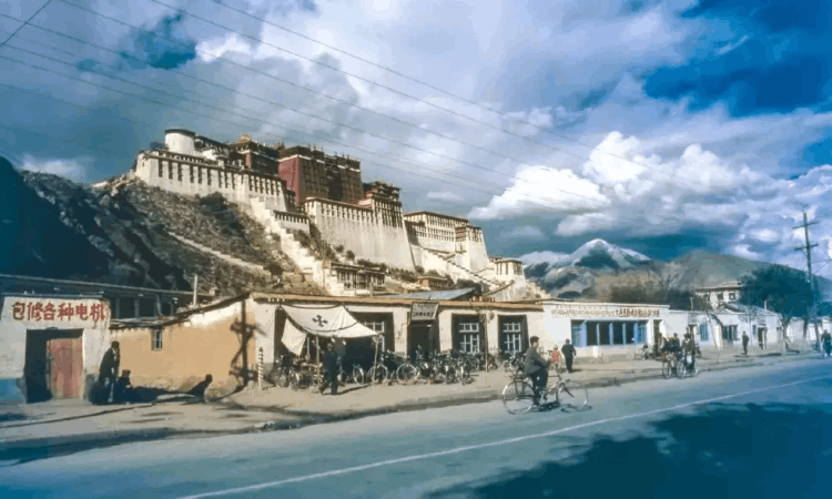 布達拉宮是為誰建造的(布達拉宮建于什么朝代)