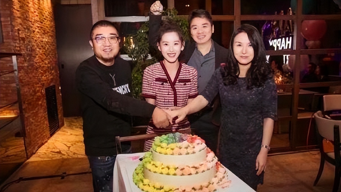 徐雷爺爺是誰（京東徐雷是什么人）