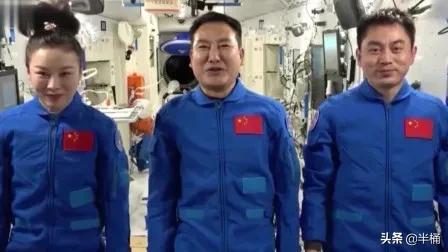 2022年三位宇航員什么時候回來