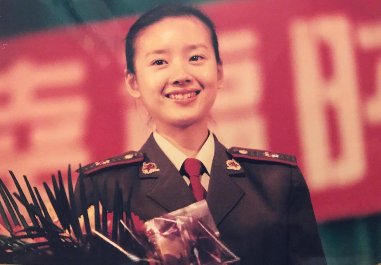 為什么徐璐有軍銜(徐璐軍銜是永久的嗎)