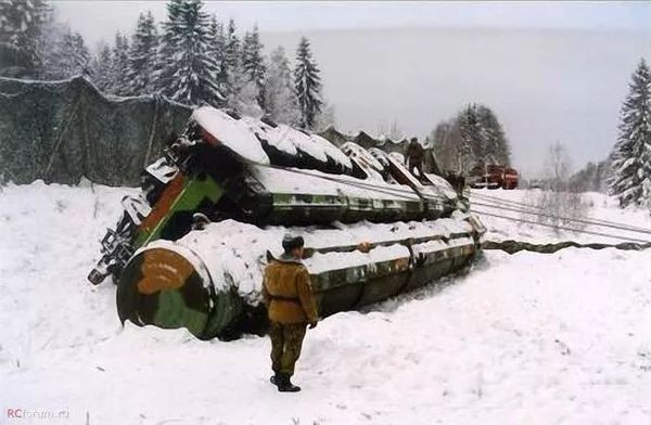 東風-41洲際戰略核導彈有多厲害（爆炸傷害半徑范圍）
