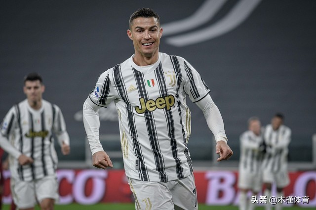 足球界最強的11人（足球史上十大球王排名）