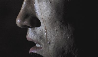 緝毒警察李雄被剝皮碎骨(緝毒警察李雄是真的嗎)