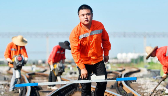 鐵路屬于什么性質(zhì)的單位 鐵路員工屬于什么編制