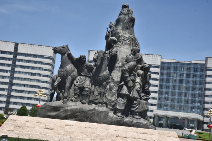 內蒙古最繁華的城市排名（內蒙第一大城市是哪個城市的）