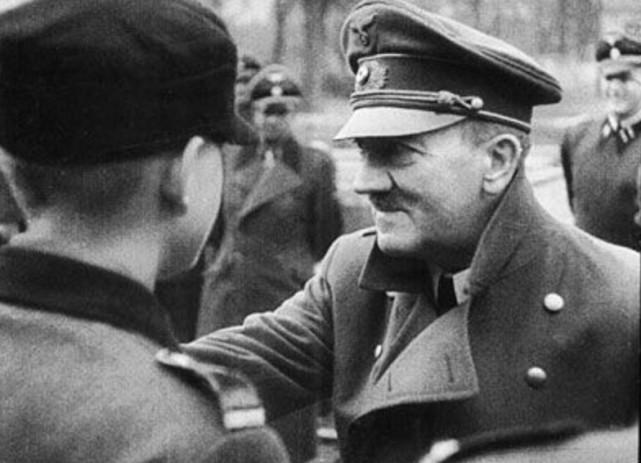 希特勒為什么要殺猶太人 (為什么脫褲子就知道是猶太人)