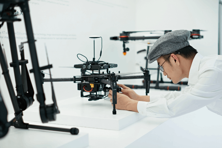 大疆無人機創(chuàng)始人（大疆無人機創(chuàng)始人簡歷）