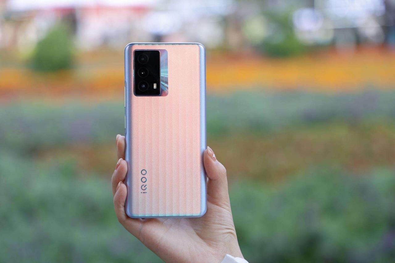 vivo手機(jī)哪款性價比高質(zhì)量好(vivo手機(jī)哪個性價比高)