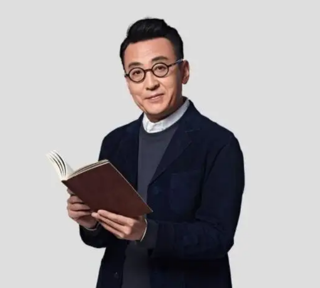 鳳凰衛視主持人名單大全（鳳凰臺最漂亮的女主持人名單）