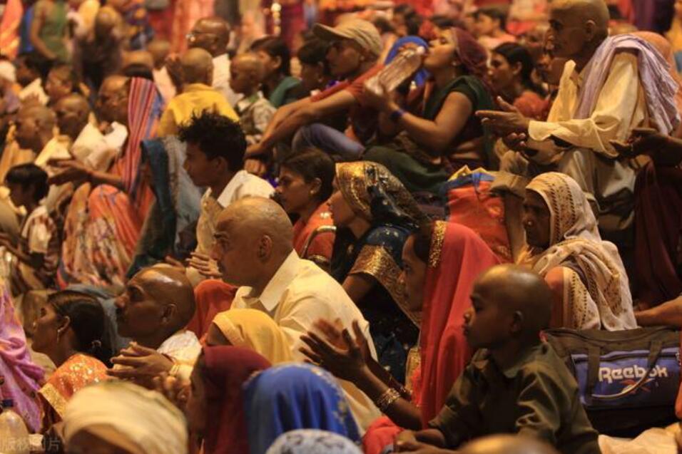 印度為什么總是有女性受到侵害(女孩子千萬不能去印度)