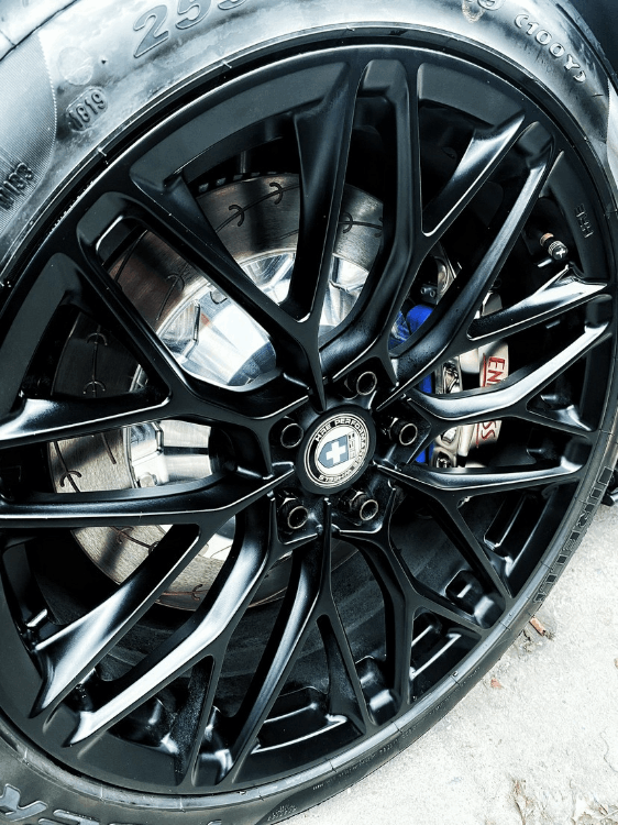 福特野馬黑武士多少錢(qián)一輛(黑武士野馬圖片及價(jià)格)