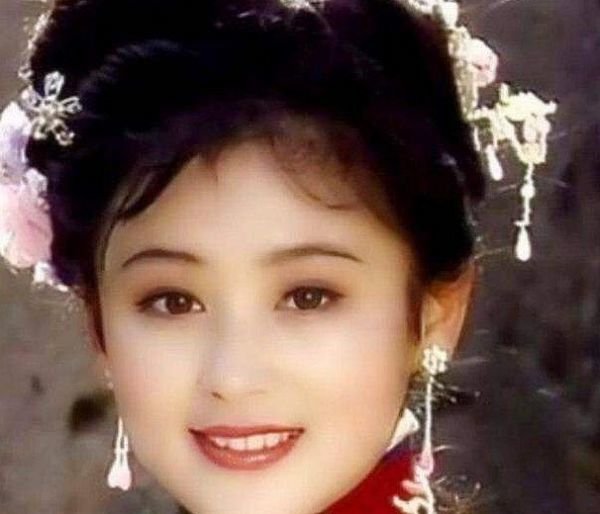 沉魚落雁閉月羞花閉月指的是誰