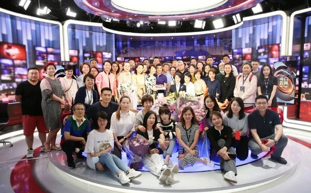 中央四臺(tái)女主持人名單及照片