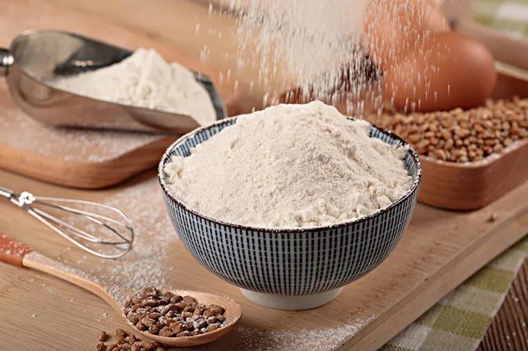 不含添加劑的面粉品牌有哪些(什么面粉添加劑少)