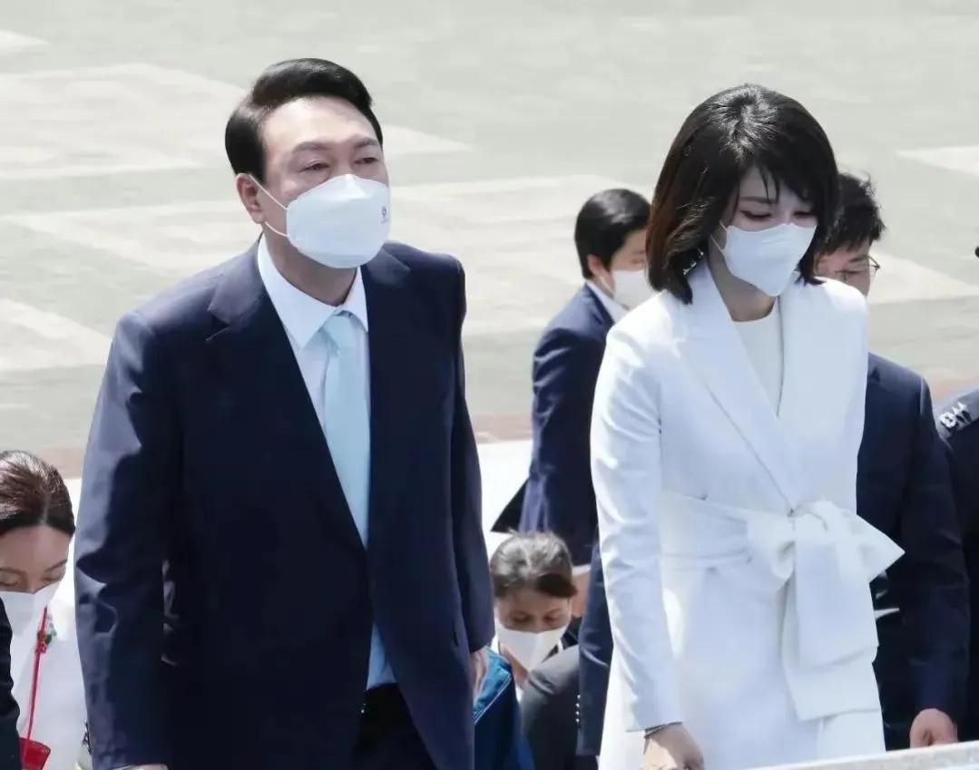 金建熙多大歲數(金建希個人資料)