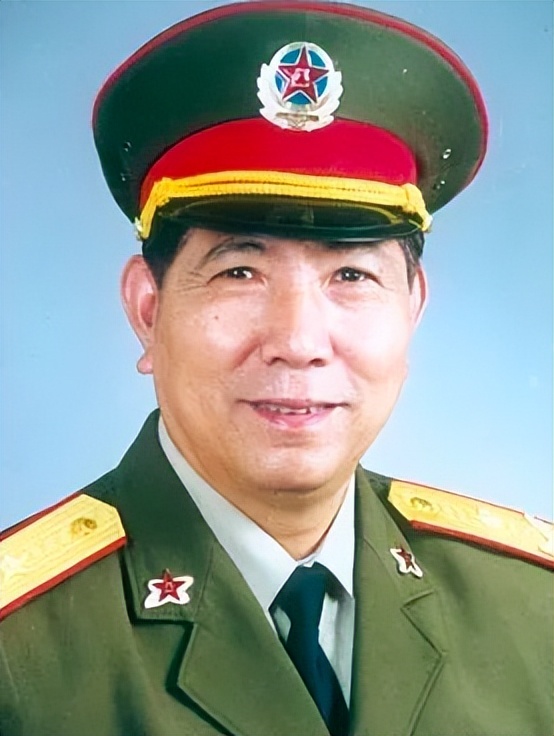 徐雷爺爺是誰（京東徐雷是什么人）