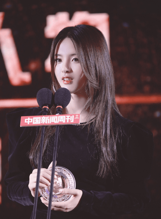 楊超越個人資料介紹（楊超越個人信息原名）