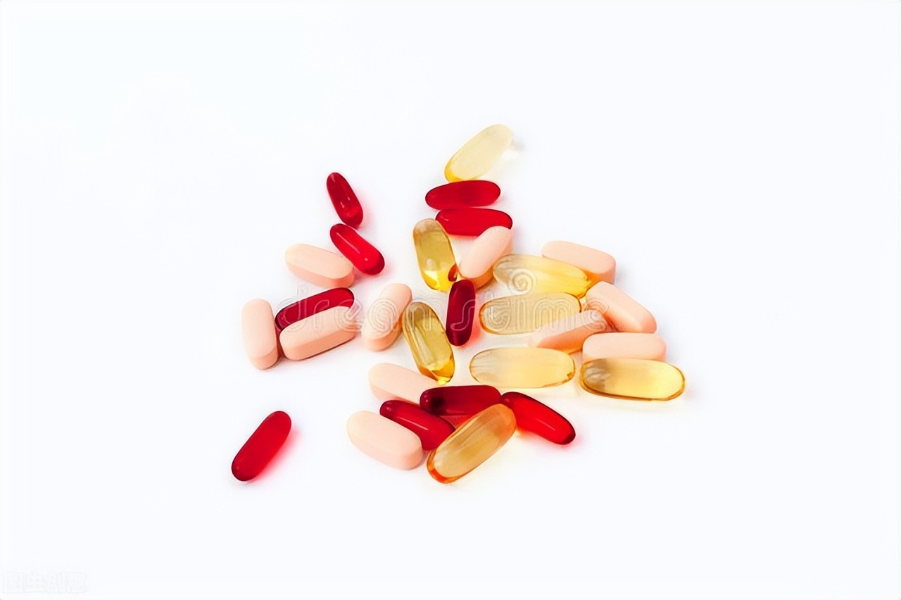 b和b為什么長得不一樣（是不是每個b都長得不一樣）