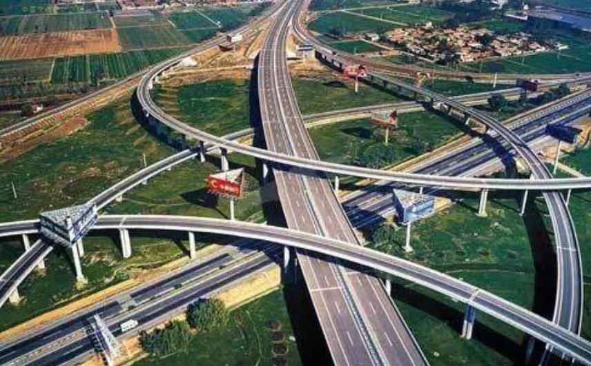 中國第一條高速公路(中國最早的高速公路排名)