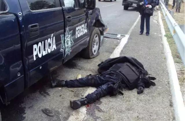 緝毒警察李雄被剝皮碎骨（緝毒警察李雄是真的嗎）