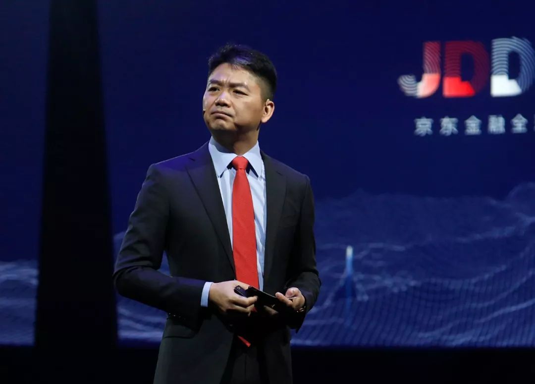 京東徐雷畢業于哪所大學（徐雷老家是哪里的）