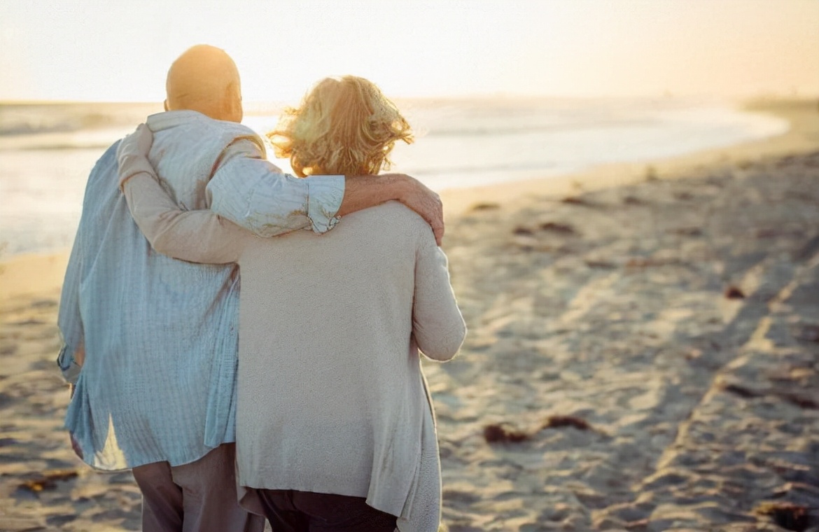永遠不要向同事透露家庭條件（職場上太單純的人表現）