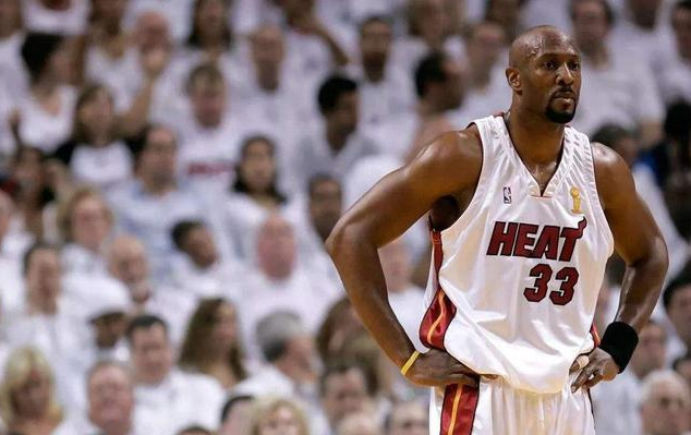 nba33號球衣籃球明星是誰（科比33號球衣的意義）