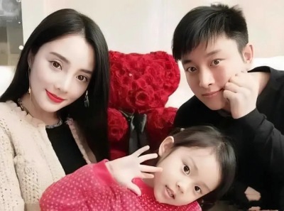 賈乃亮和李小璐復(fù)合了嗎（賈乃亮李小璐為什么離了婚）