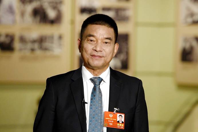 共17名民營企業家入選“改革先鋒”百人名單，他們總身家超10000億